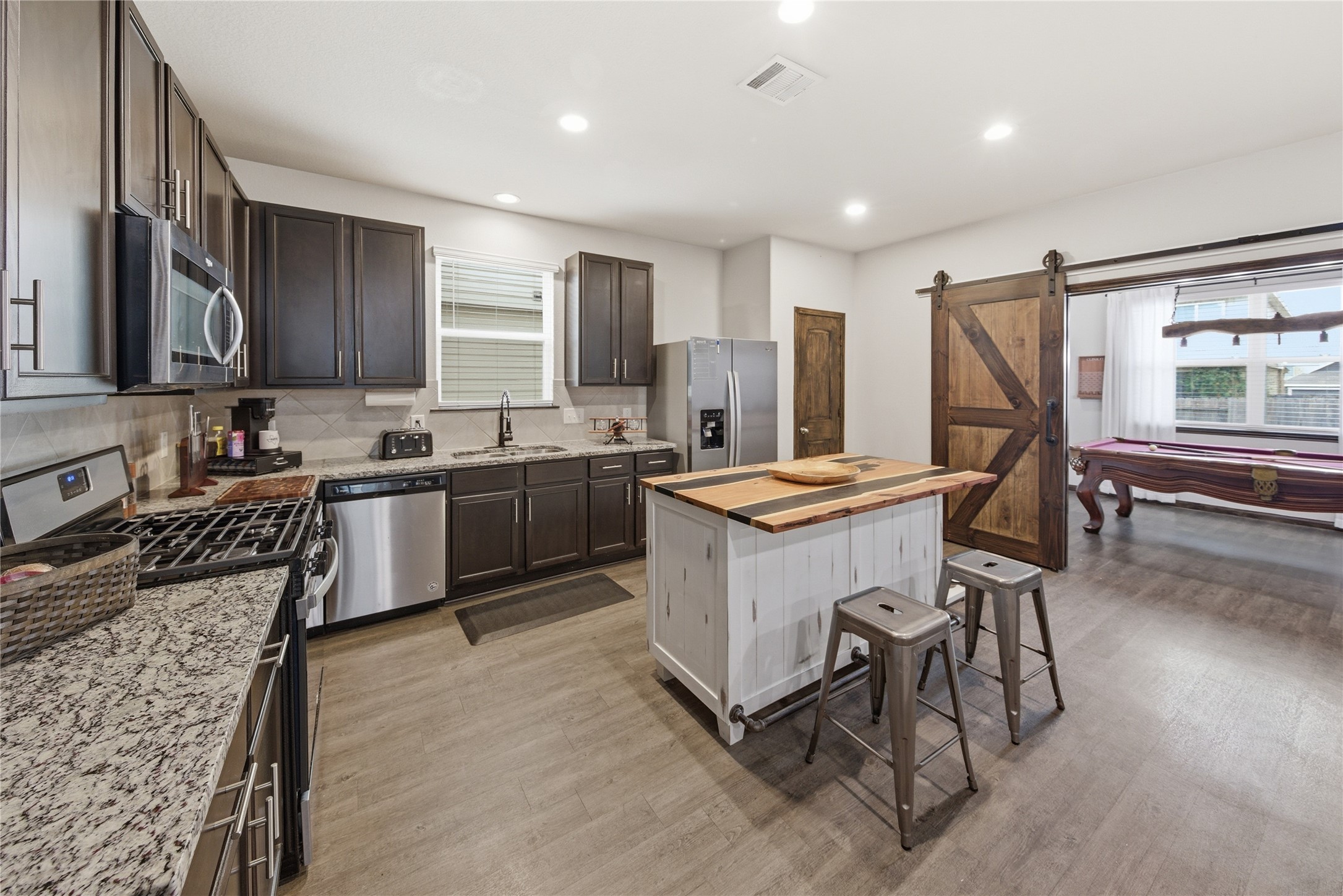 13620 Collier Park Lane, Willis, TX 77378