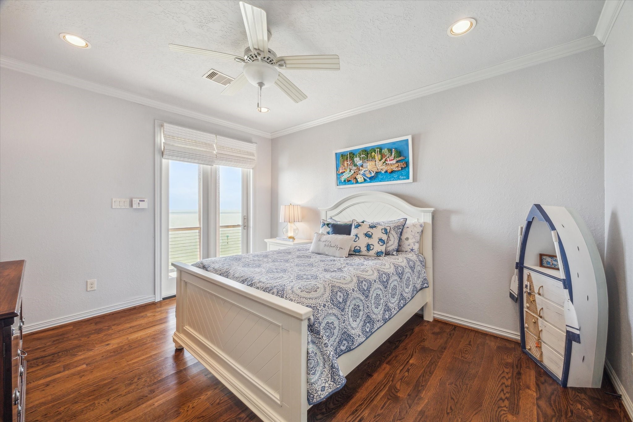 Third guest bedroom