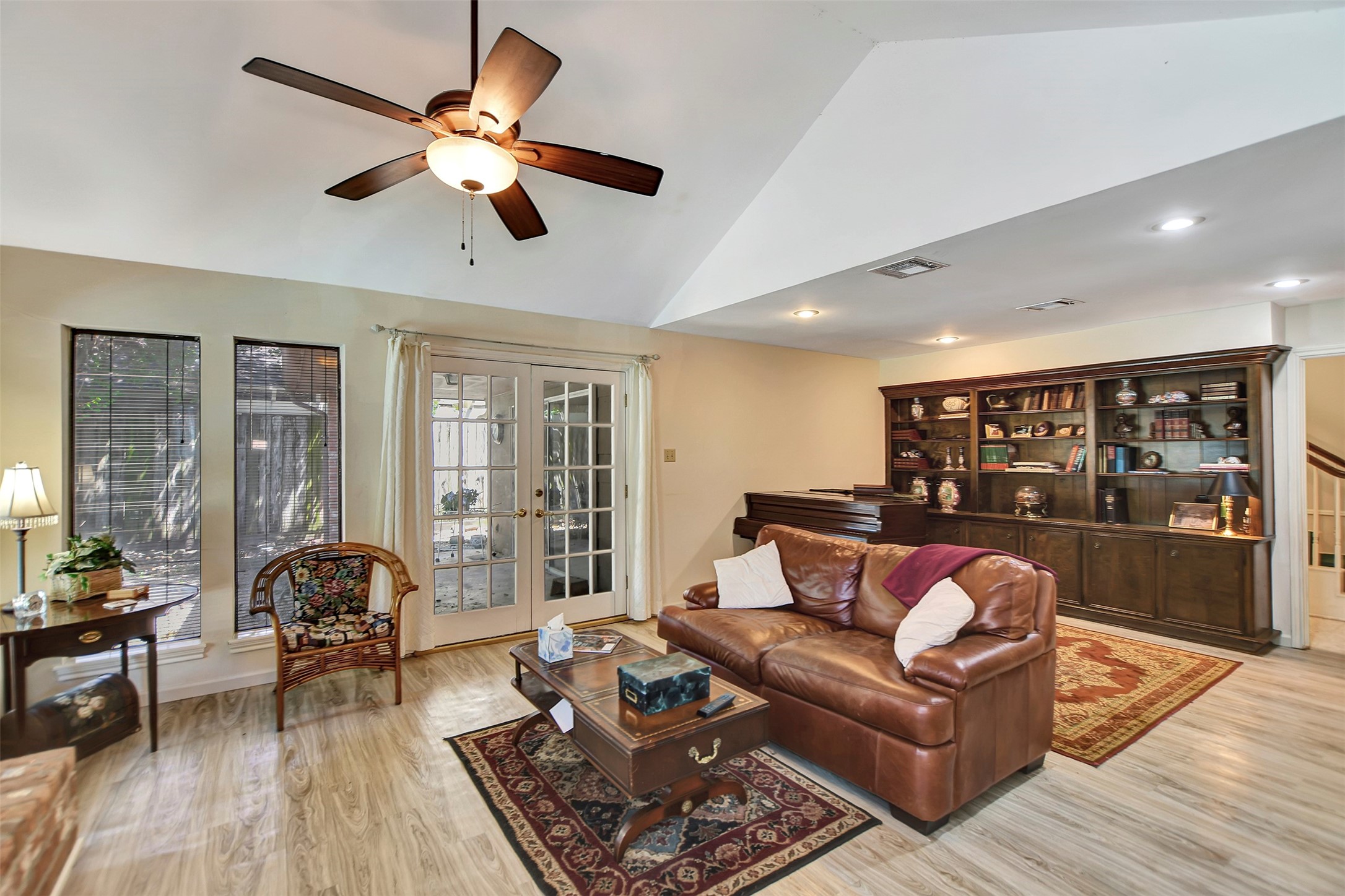 6714 Winkleman Road, Houston, TX 77083