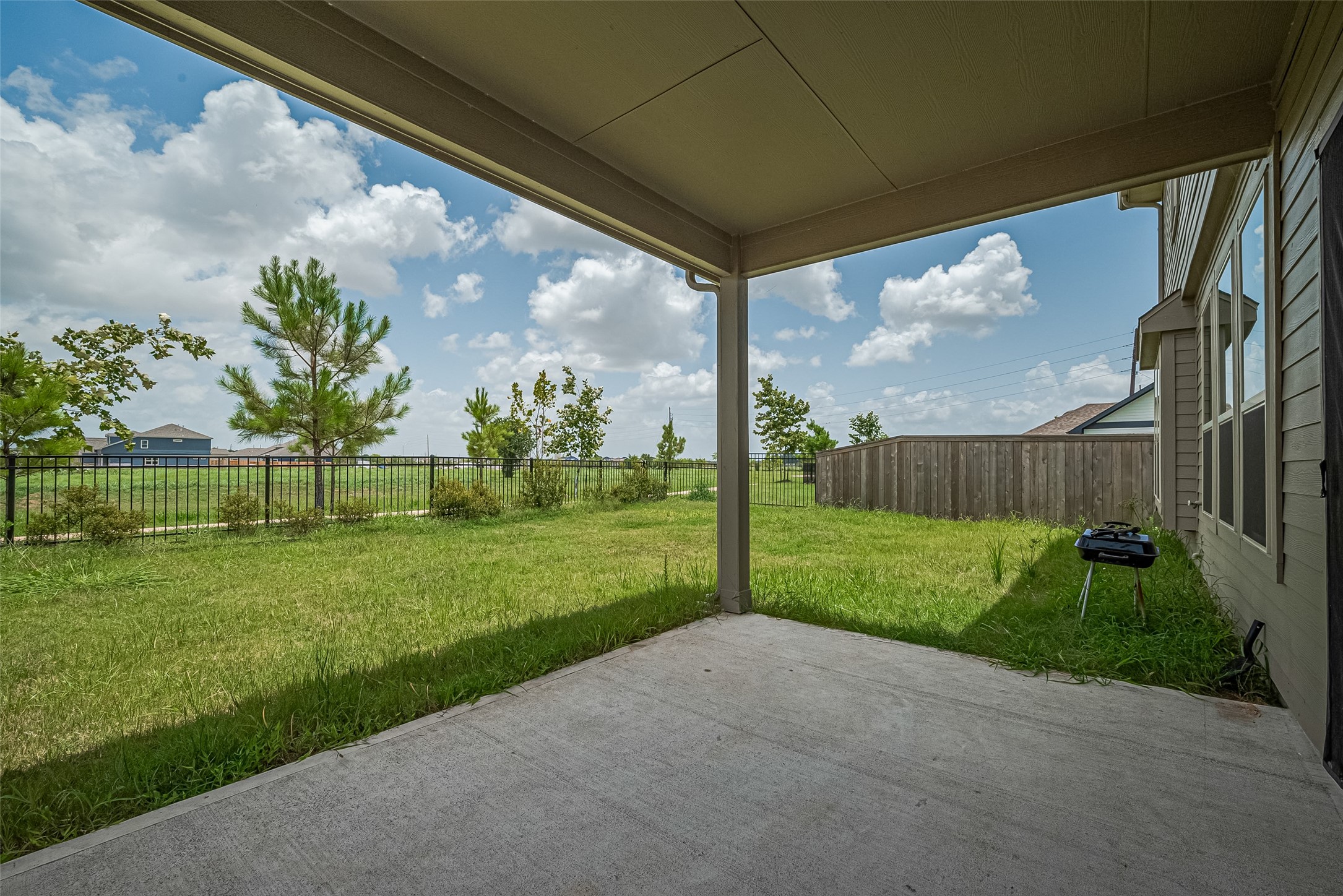 8211 Red Shiner Way, Fulshear, TX 77441
