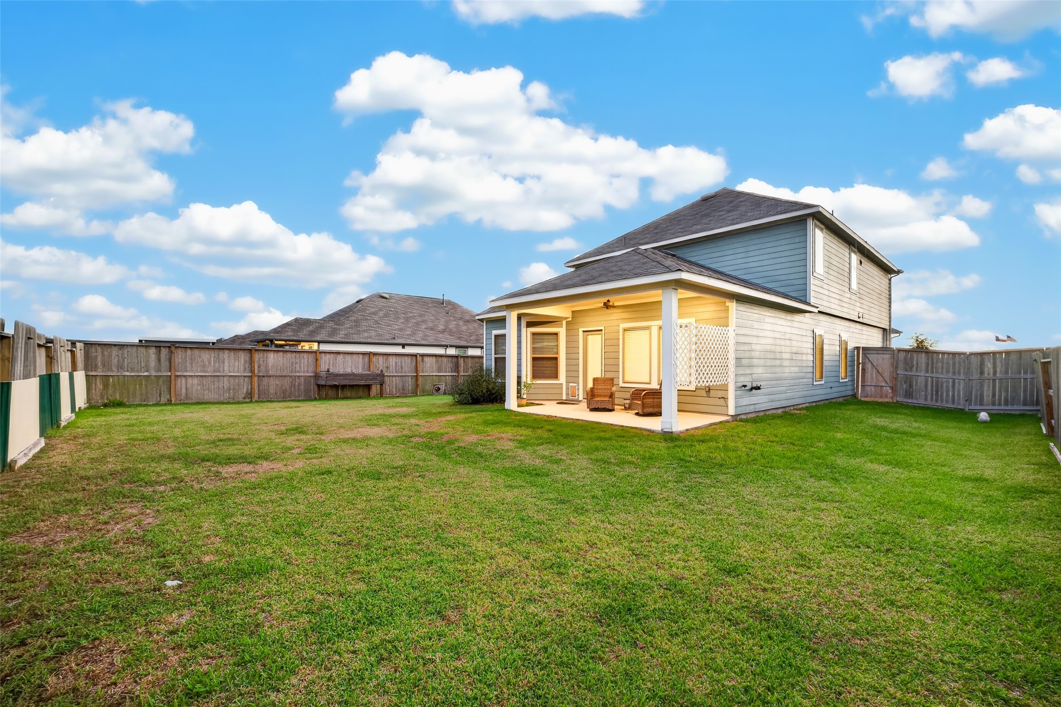 26300 Astral Way, La Marque, TX 77568