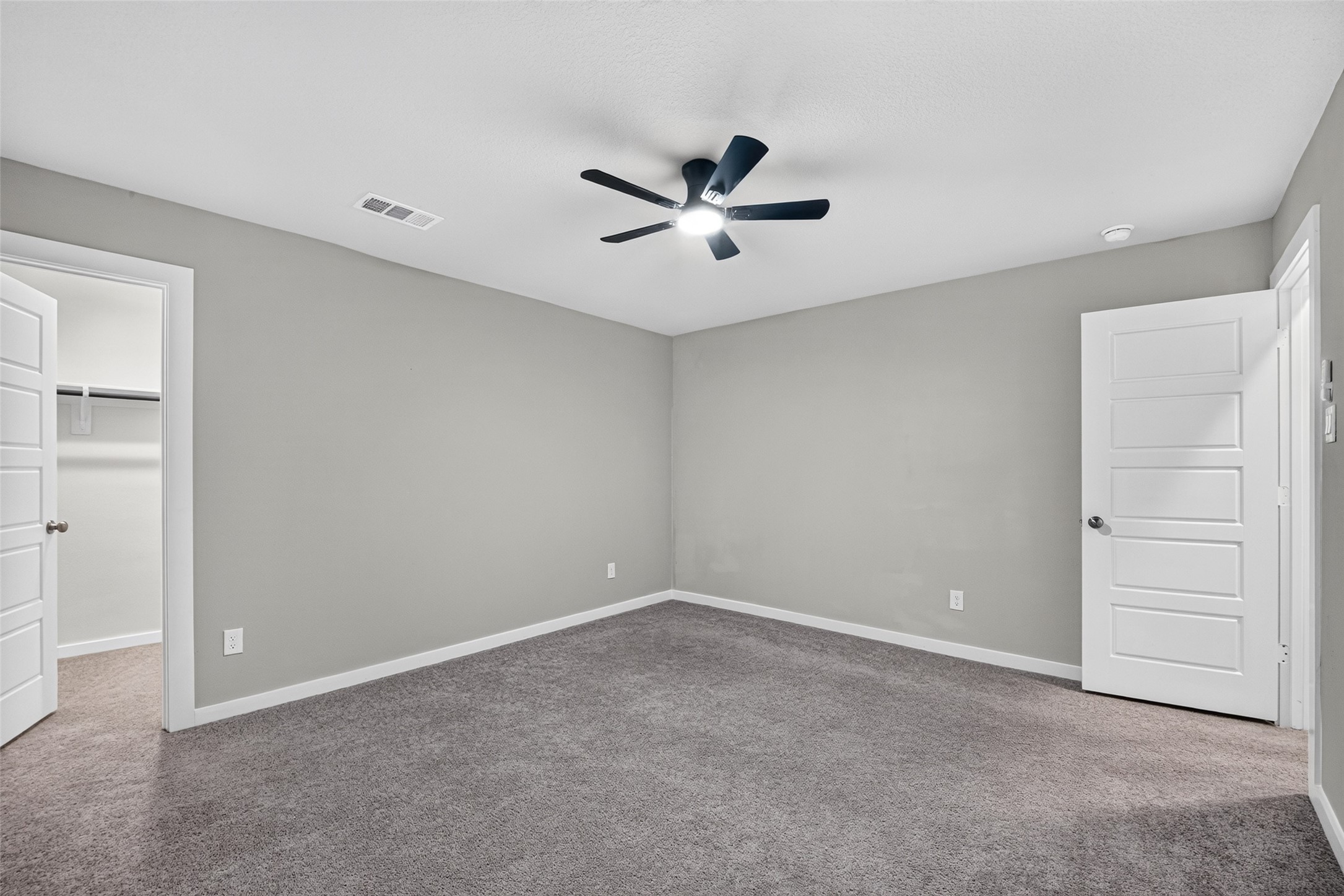 26300 Astral Way, La Marque, TX 77568
