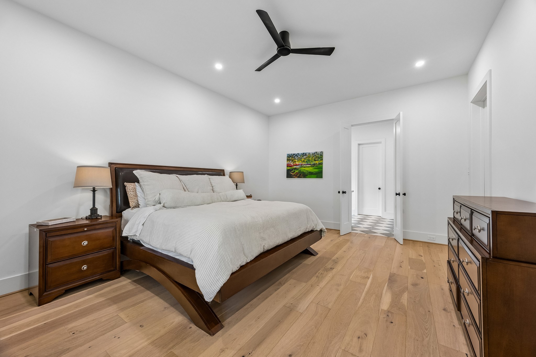 1030 Chamboard Lane, Houston, TX 77018