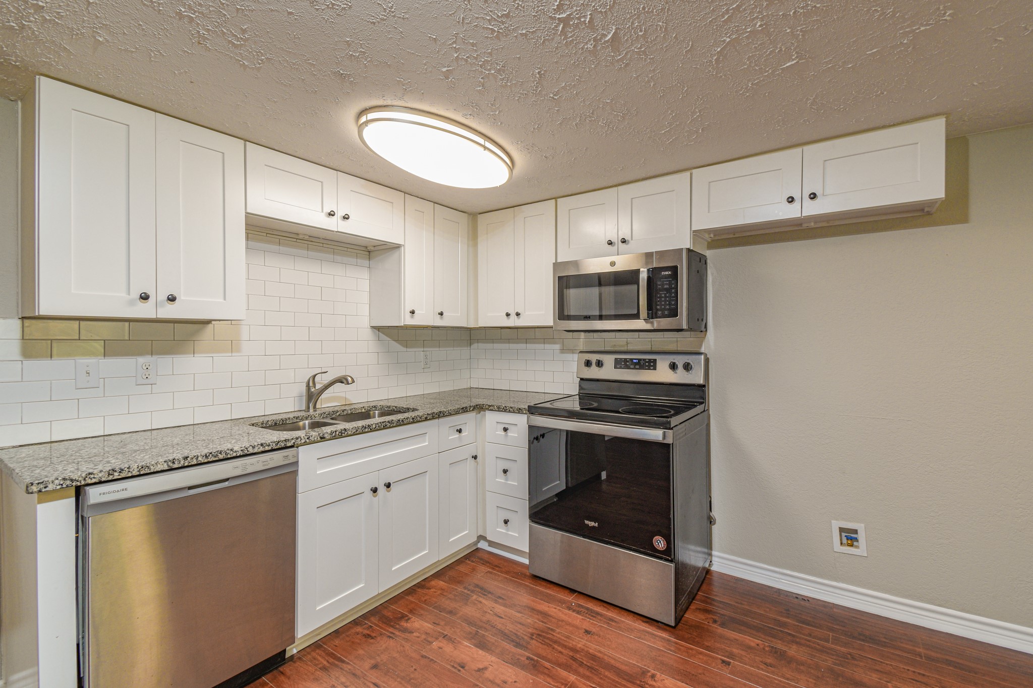 507 Sioux River Road, Conroe, TX 77316
