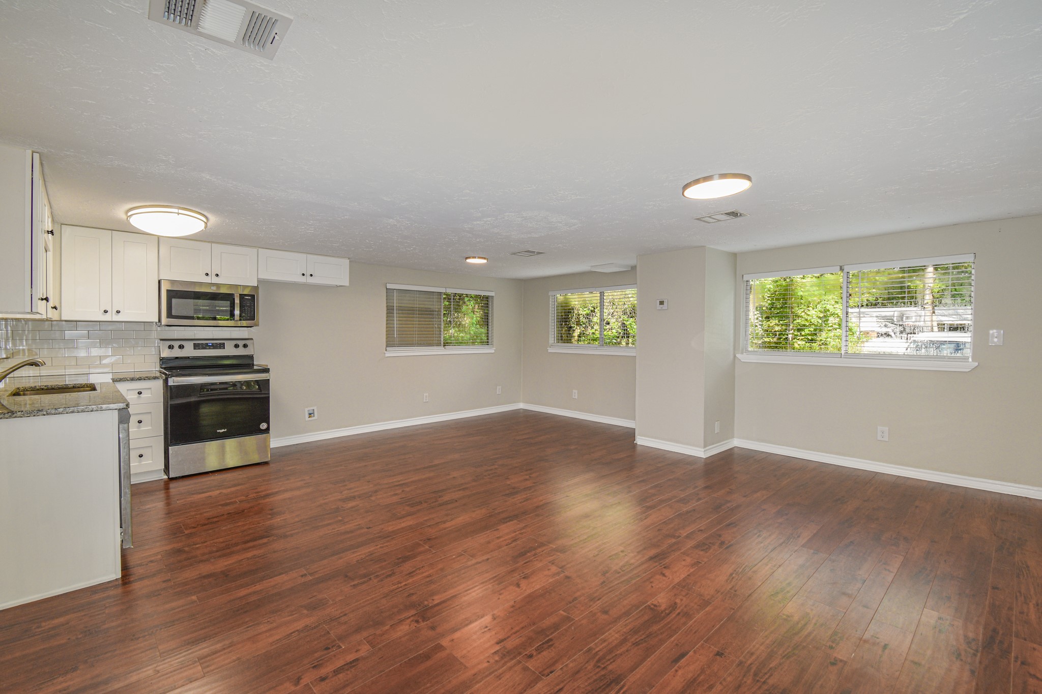 507 Sioux River Road, Conroe, TX 77316