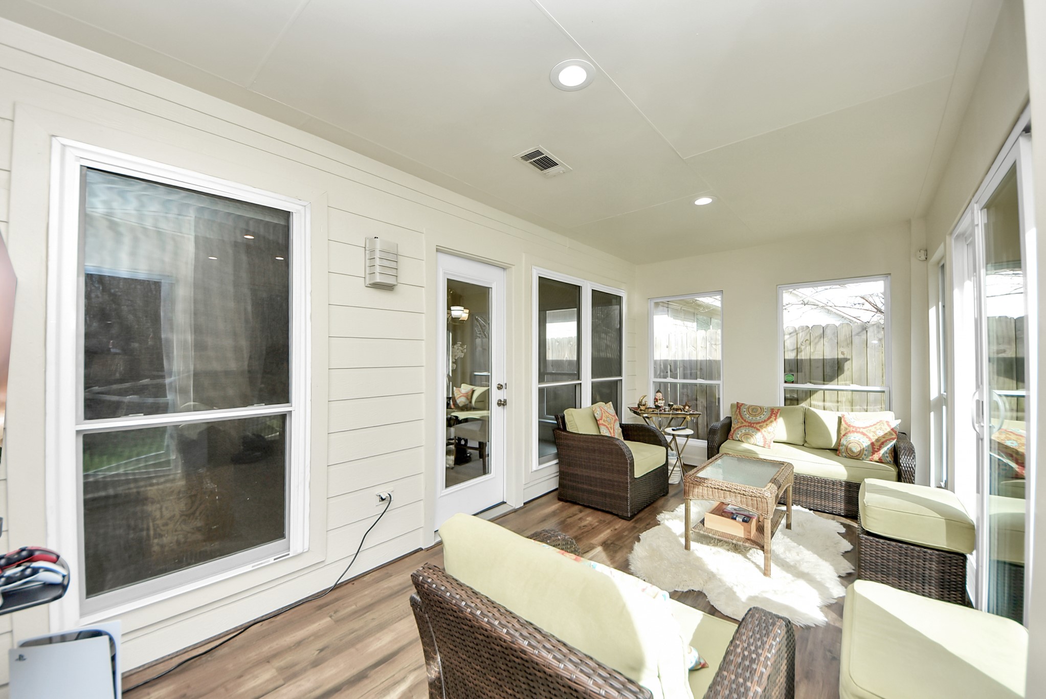 15511 Seminole Canyon Drive, Sugar Land, TX 77498