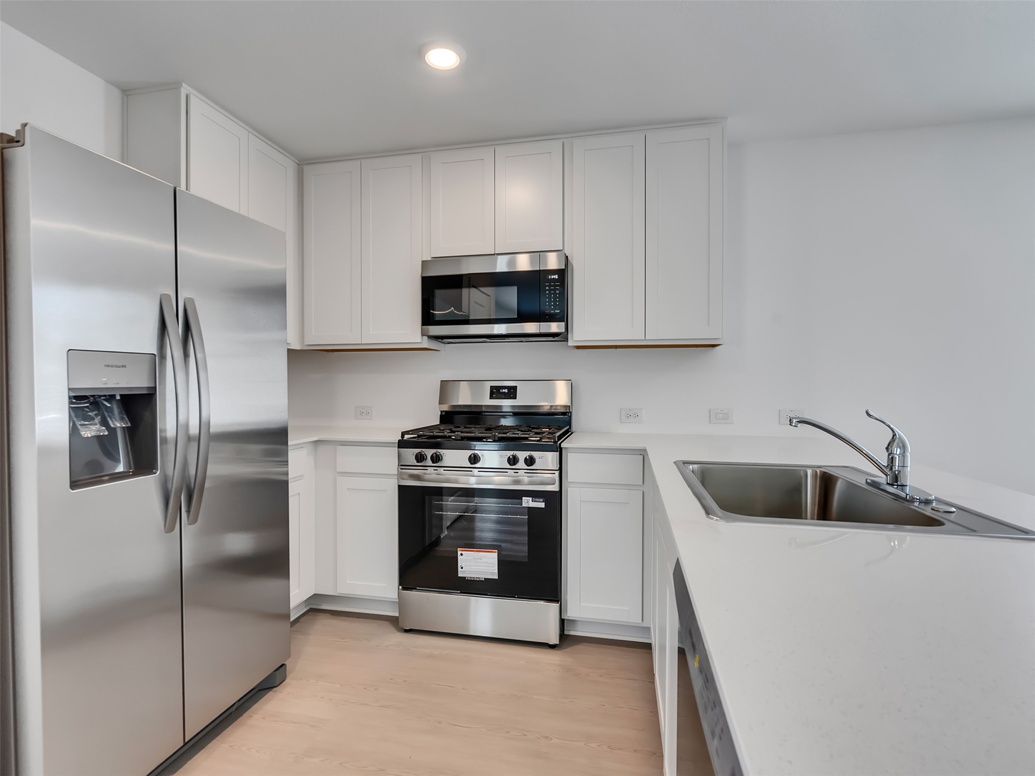 915 Capracotta Drive, Huffman, TX 77336