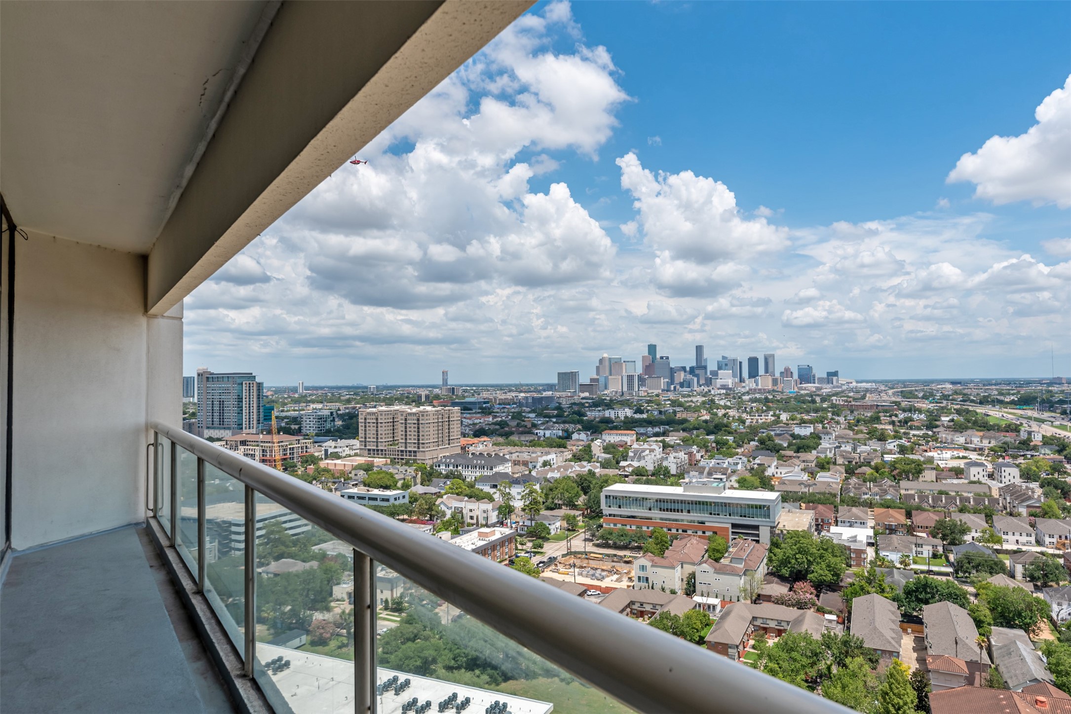 1701 Hermann Drive, #25A, Houston, TX 77004