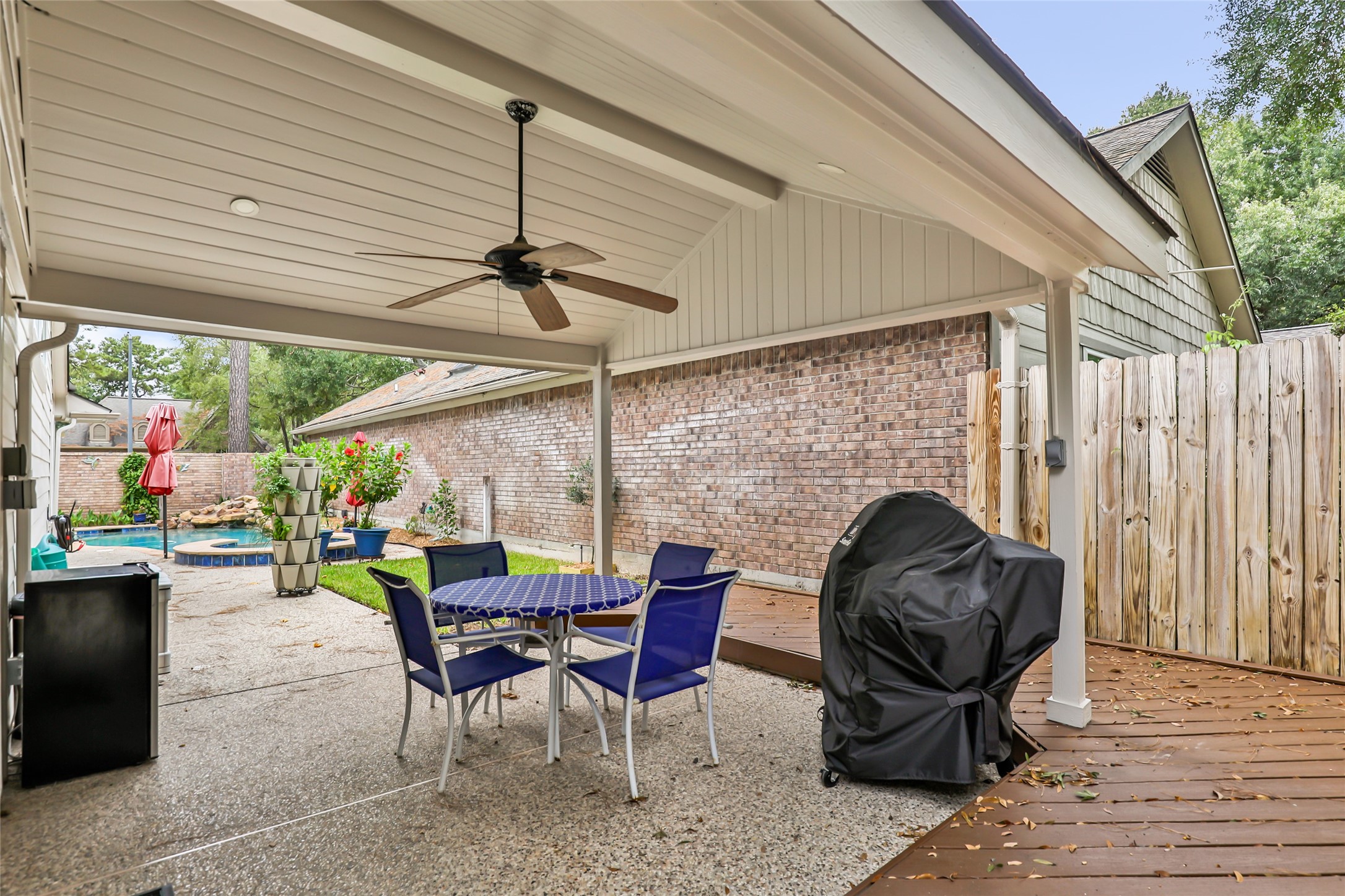 Another view of the covered patio
