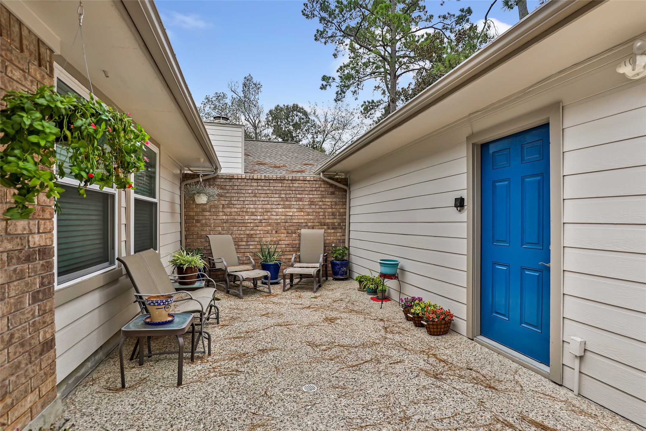 4210 Valley Glade Drive, Kingwood, TX 77345