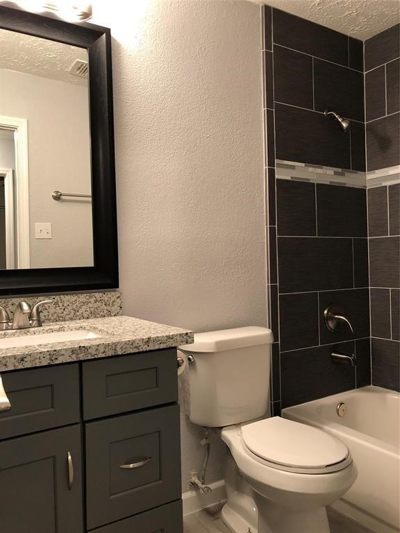 2912 Dunrich Court, League City, TX 77573