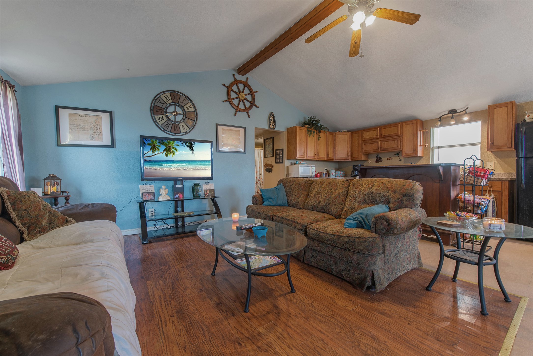 7030 Terrasso Drive, Hitchcock, TX 77563