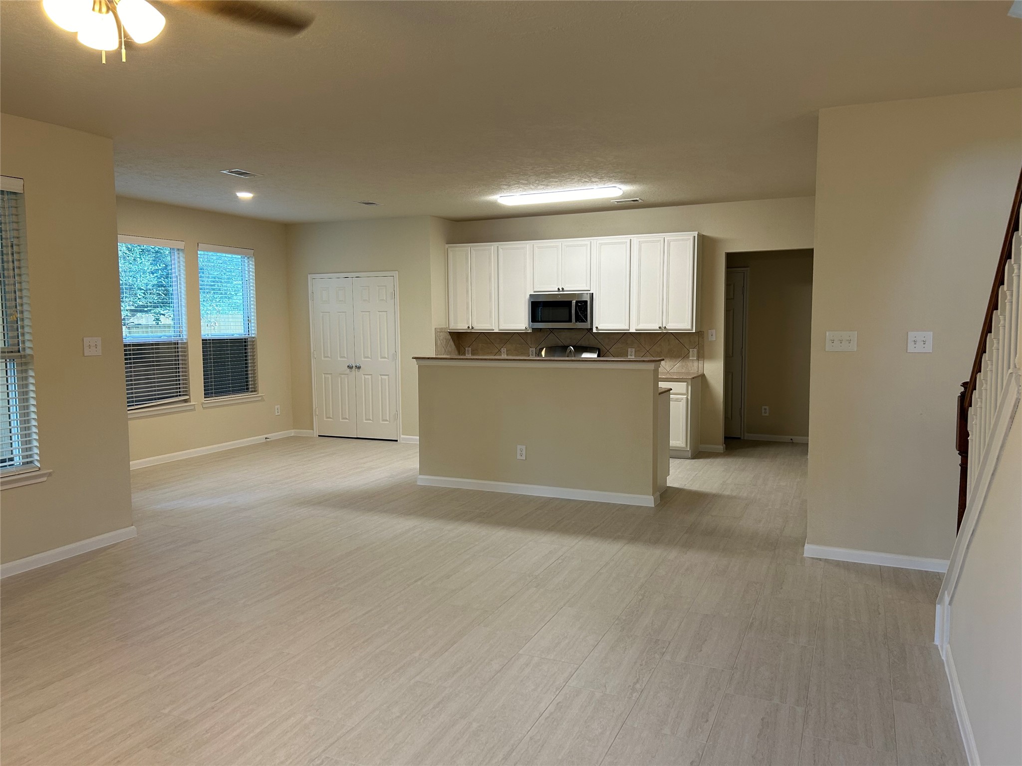 Open living room area...
