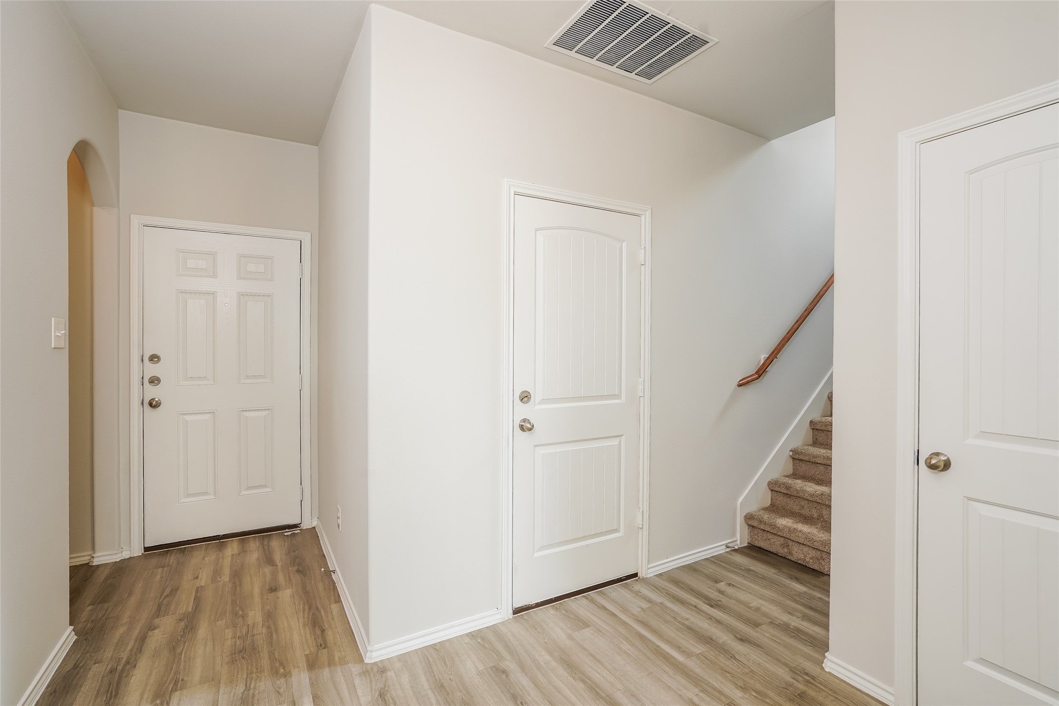 Photos may be representative of the floor plan and not the exact home. Finishes, layout, and features of the actual property for lease may vary. Photos may be representative of the floor plan and not the exact home. Finishes, layout, and features of the actual property for lease may vary.