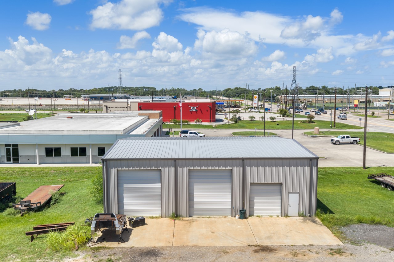 3706 FM 646 Road N, Santa Fe, TX 77510