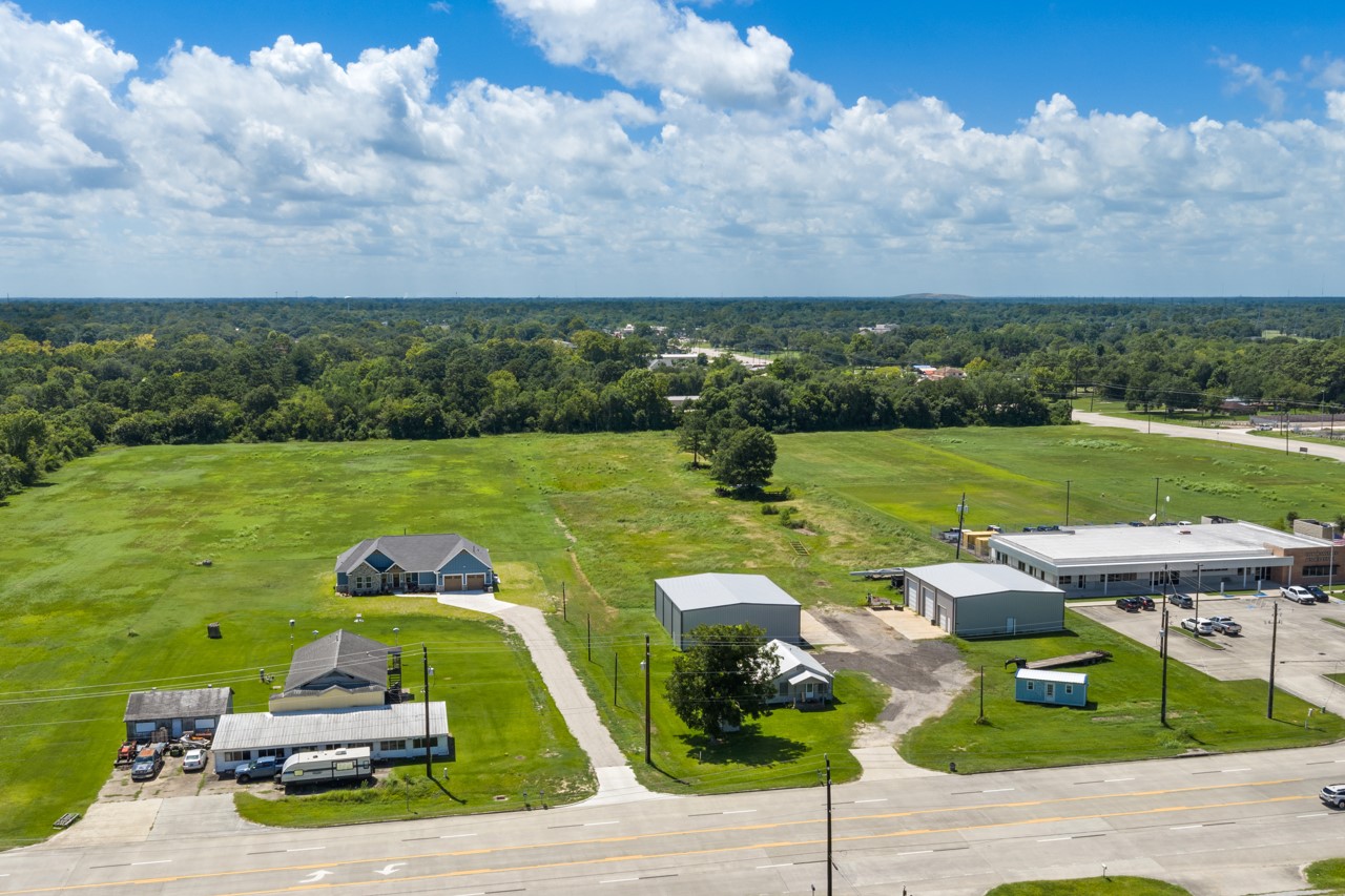 3706 FM 646 Road N, Santa Fe, TX 77510