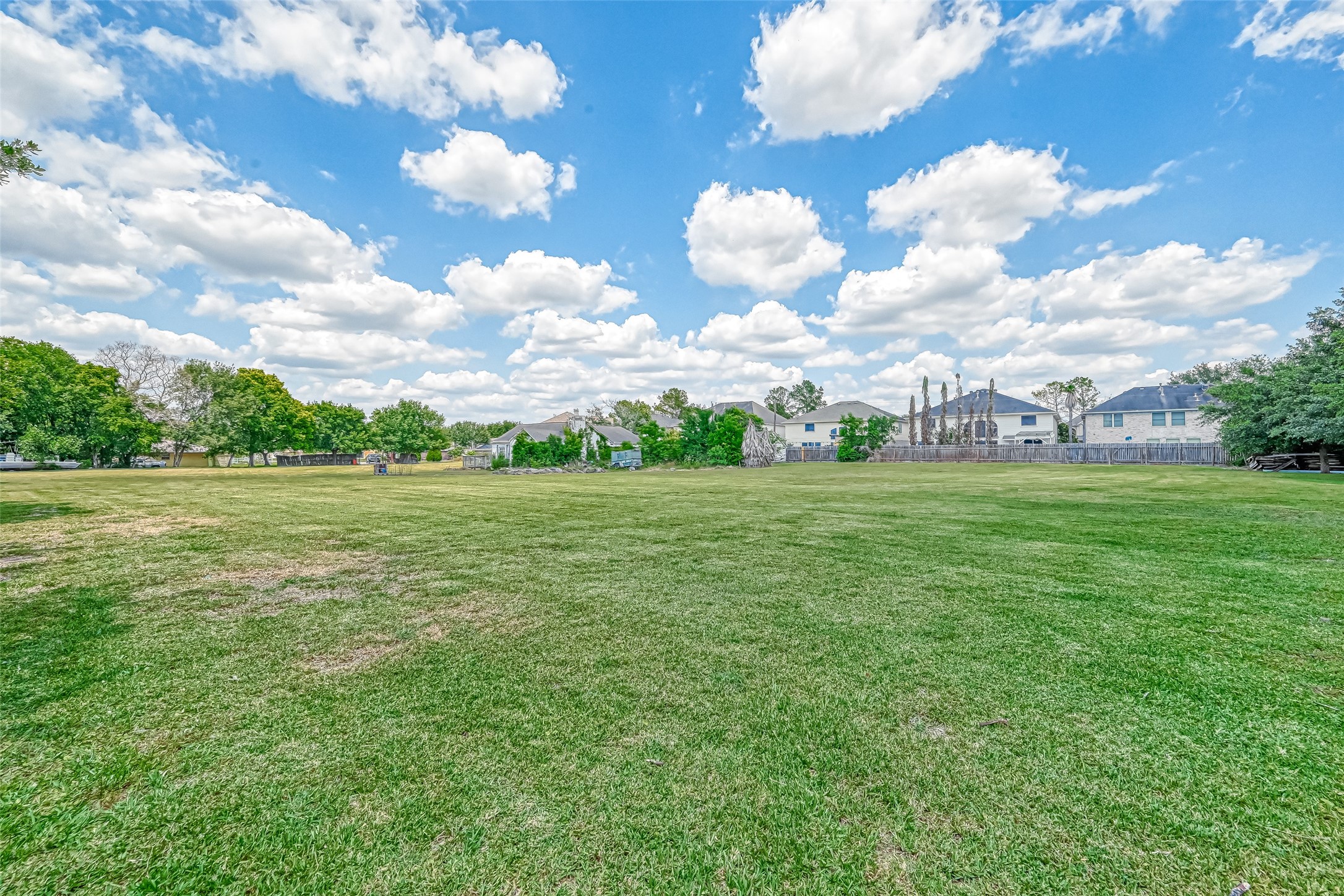 11211 S Dargail Street, Sugar Land, TX 77478
