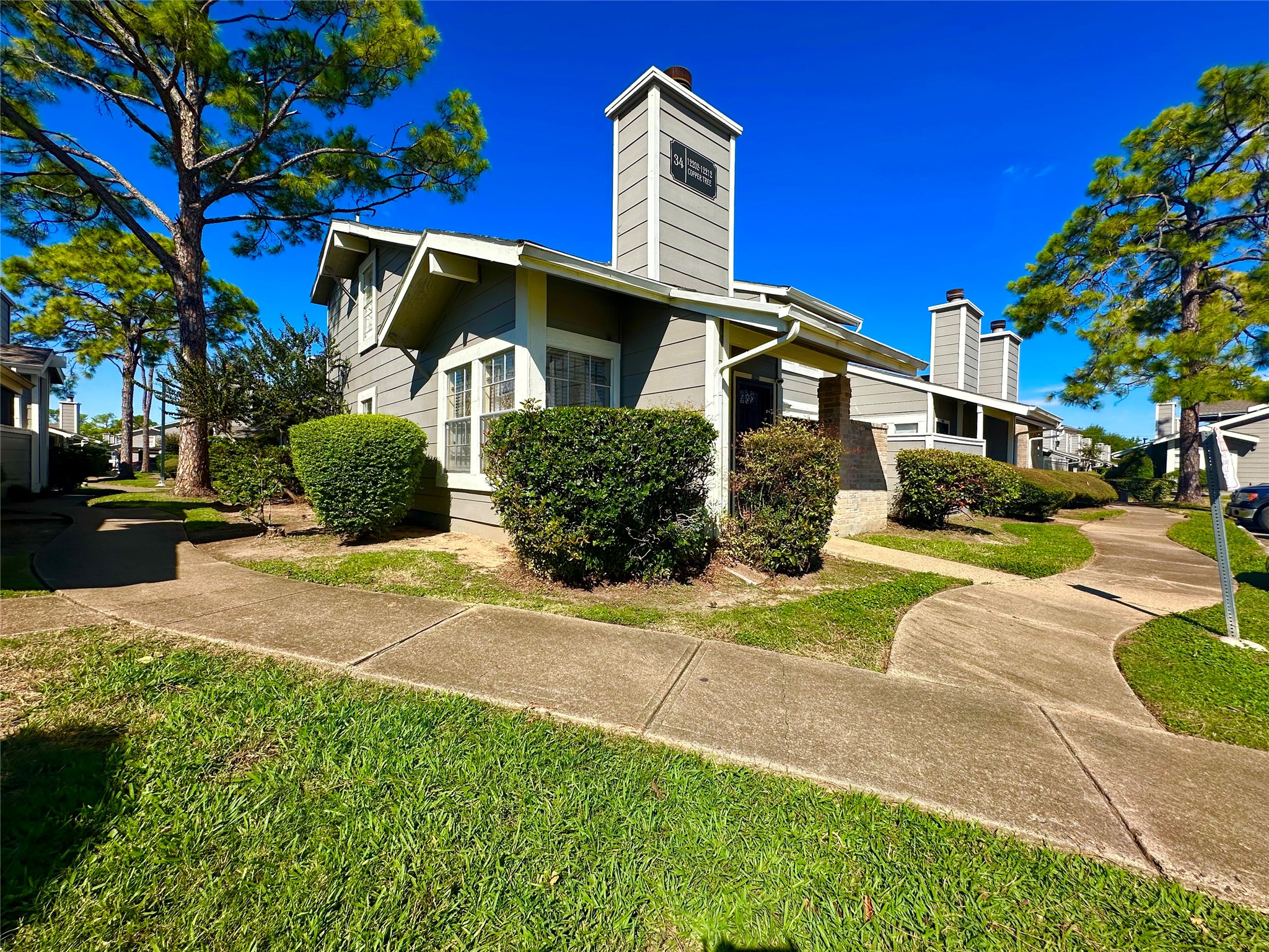 12204 Coppertree Lane, Houston, TX 77035 12204 Coppertree Lane, Houston, TX 77035