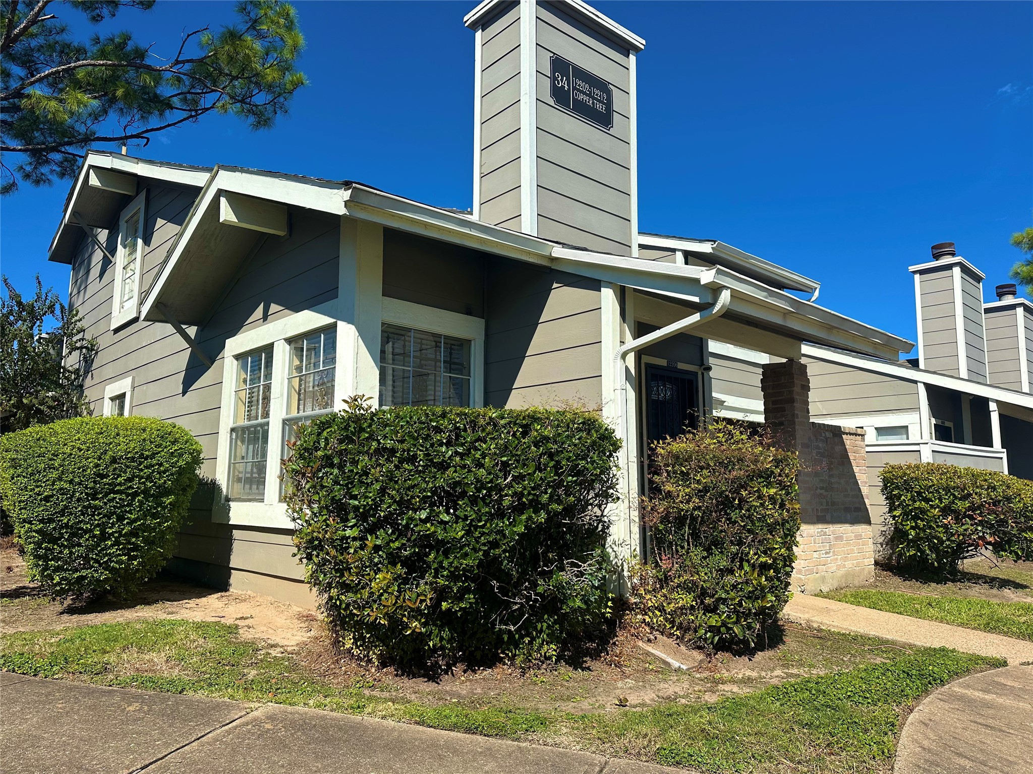 12204 Coppertree Lane, Houston, TX 77035