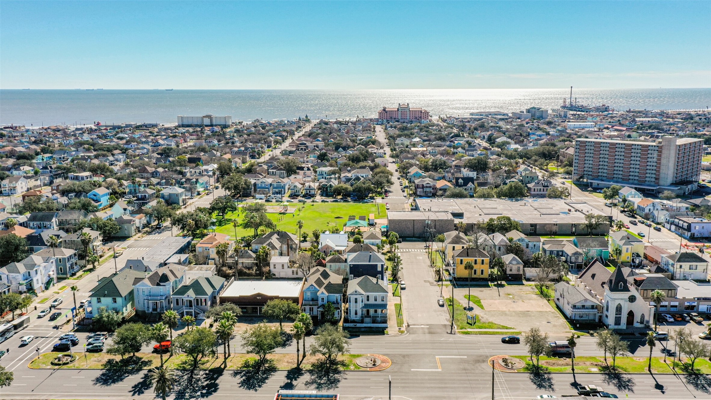 1927 Broadway Street, Galveston, TX 77550
