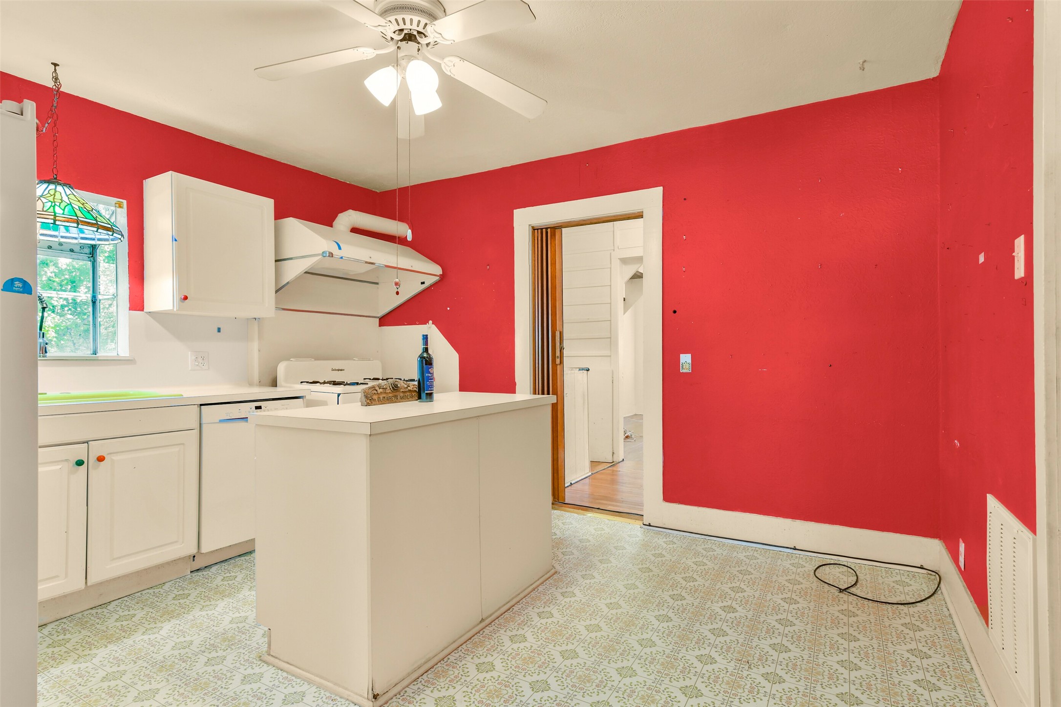 1321 Avenue K, Galveston, TX 77550