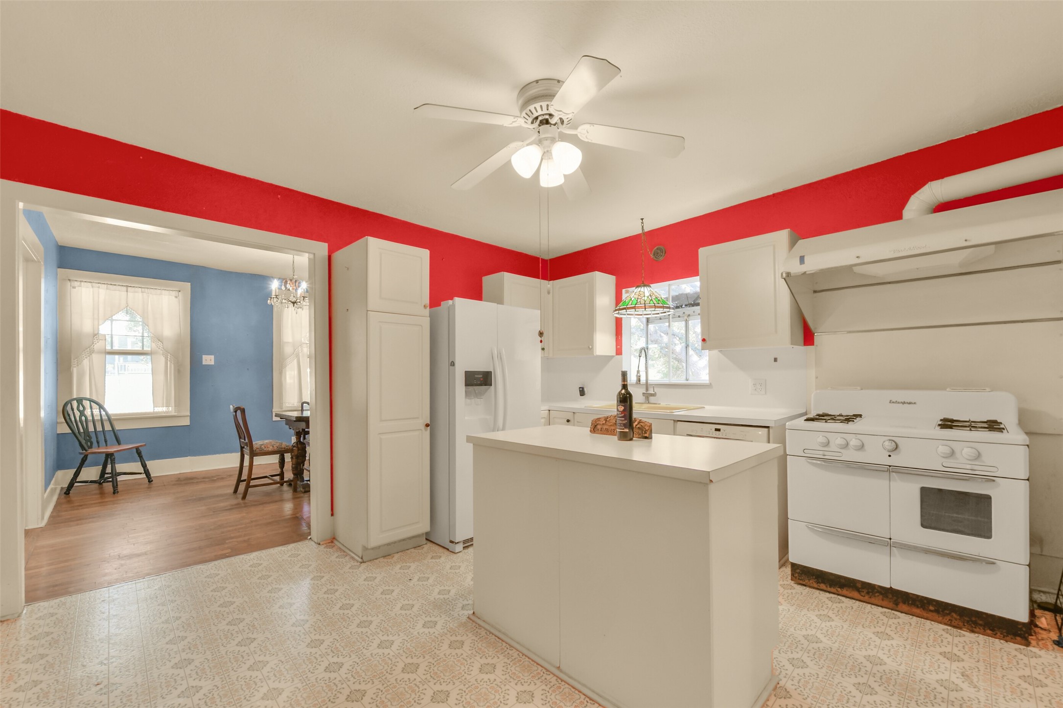 1321 Avenue K, Galveston, TX 77550