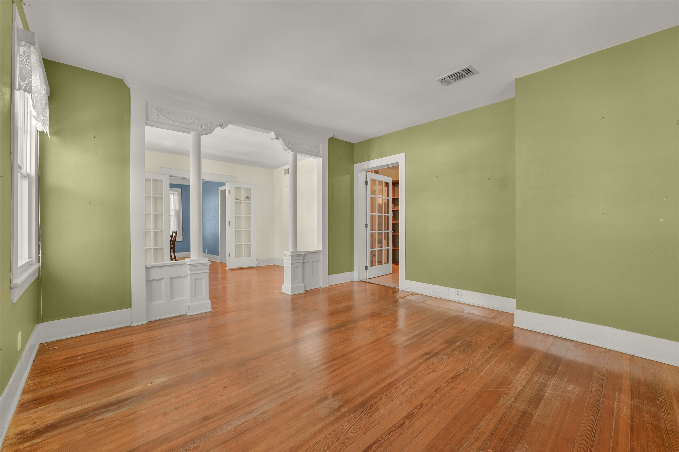 1321 Avenue K, Galveston, TX 77550
