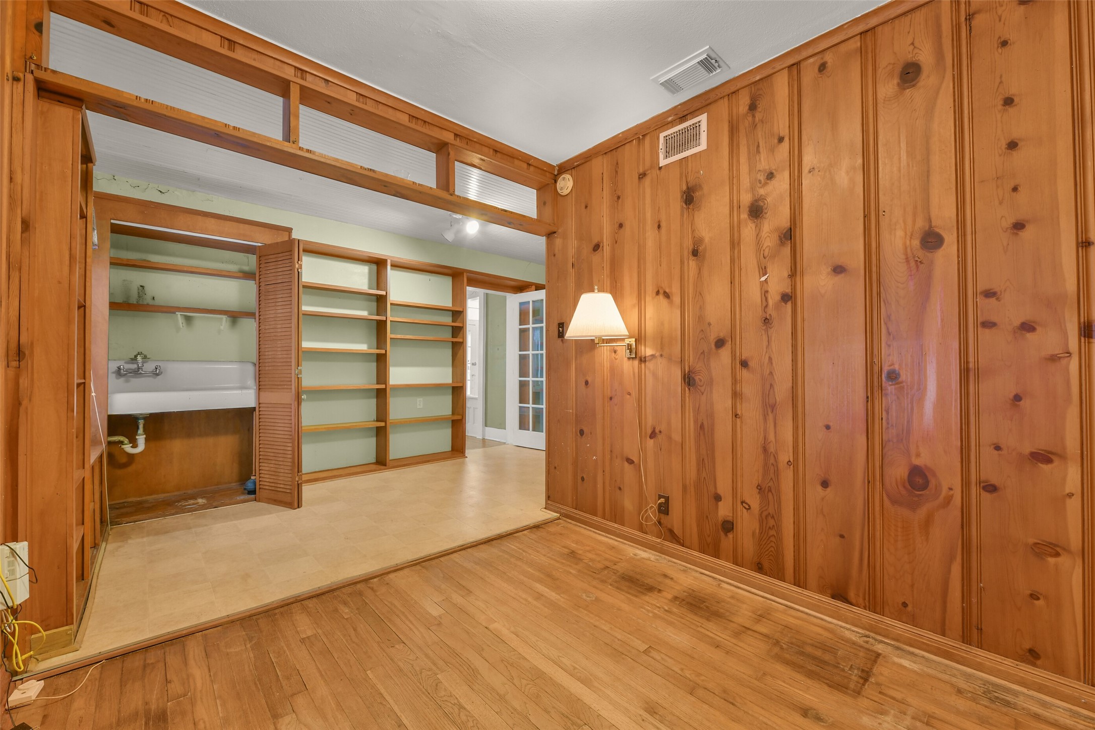 1321 Avenue K, Galveston, TX 77550