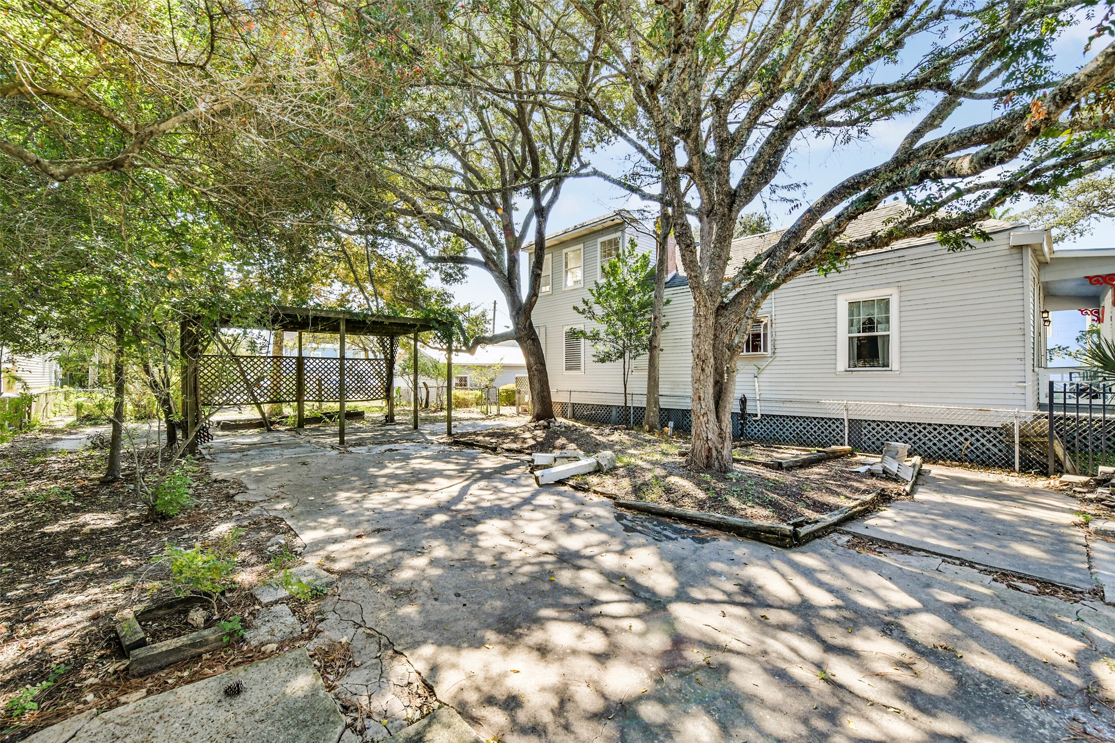 another view of lot