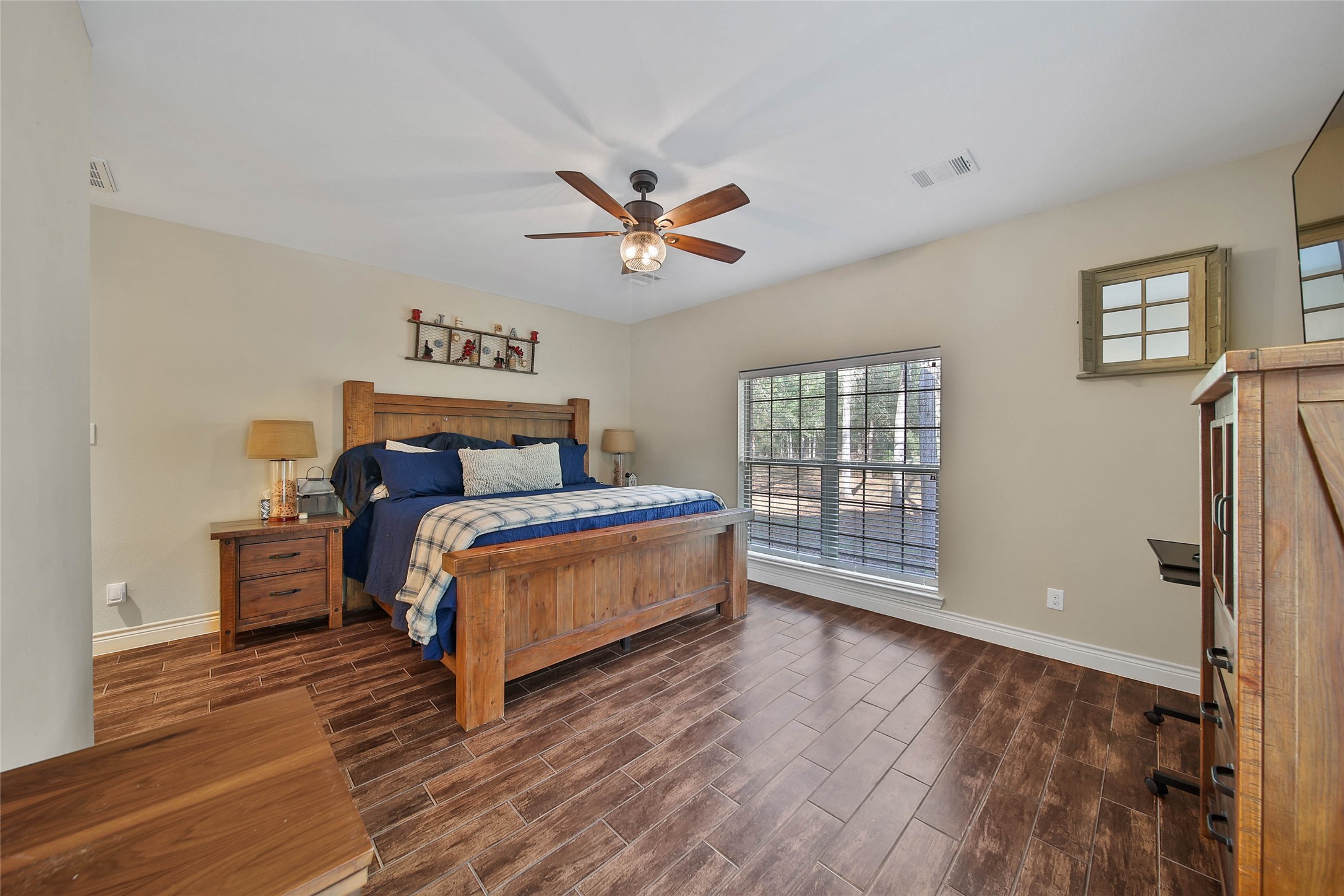 9107 Black Buck Lane, Conroe, TX 77303