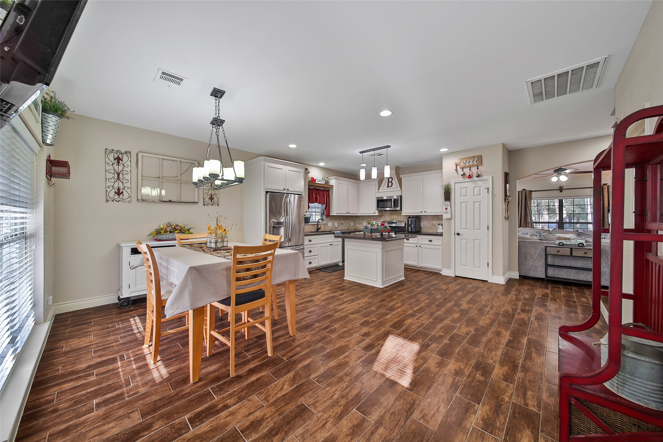 9107 Black Buck Lane, Conroe, TX 77303