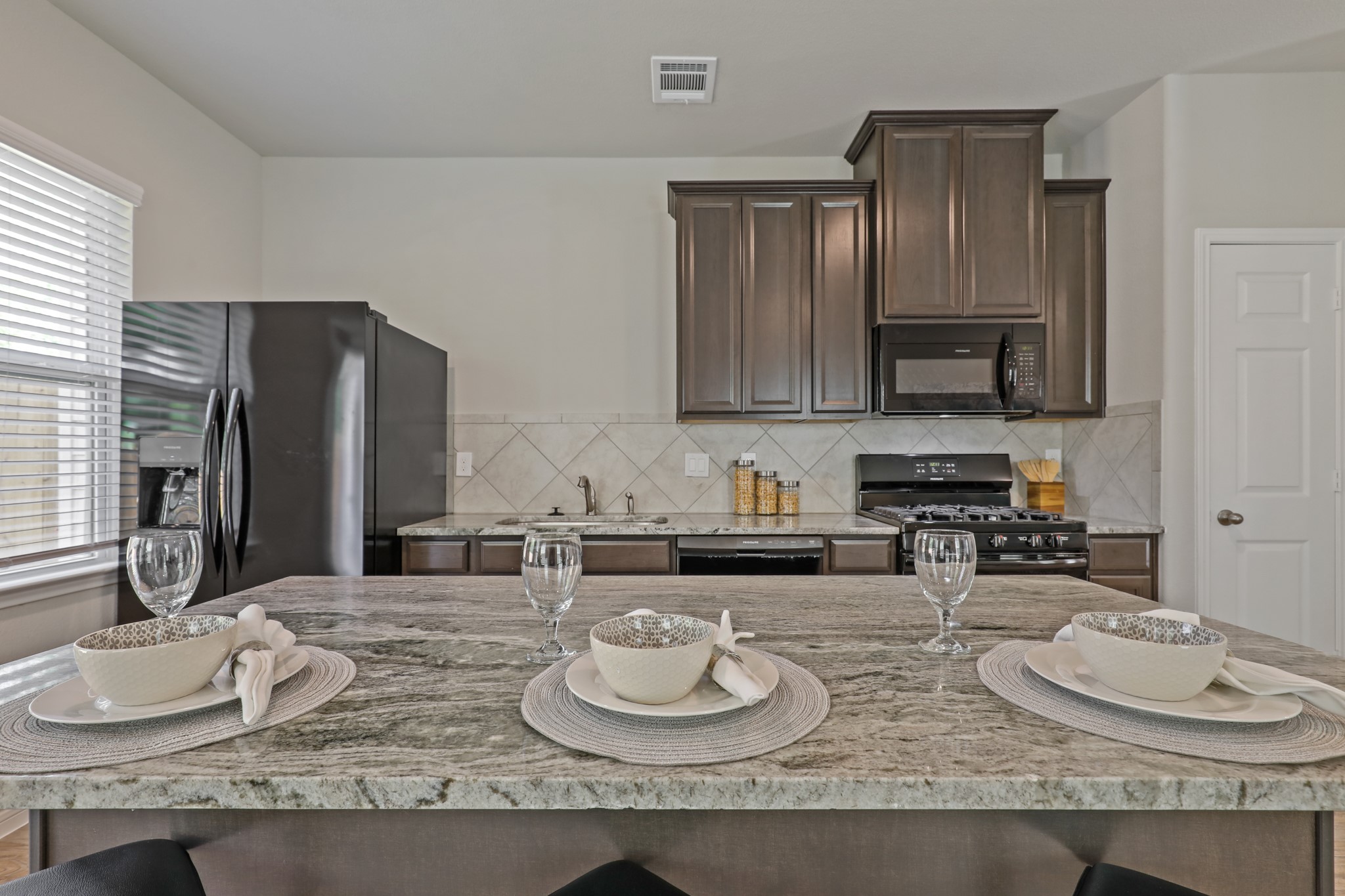 13510 Axel Lane, Houston, TX 77047