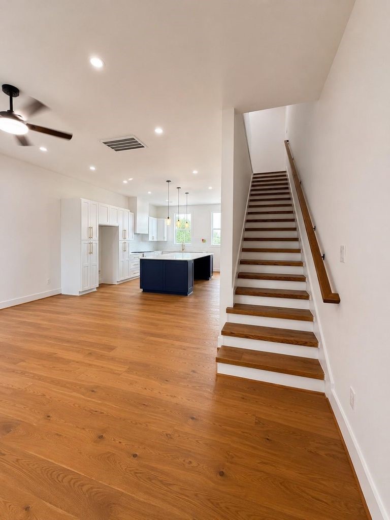 2210 Brackenridge Street, Houston, TX 77026 2210 Brackenridge Street, Houston, TX 77026