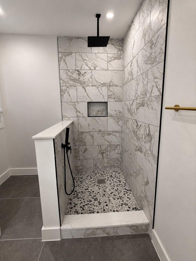 2210 Brackenridge Street, Houston, TX 77026 2210 Brackenridge Street, Houston, TX 77026