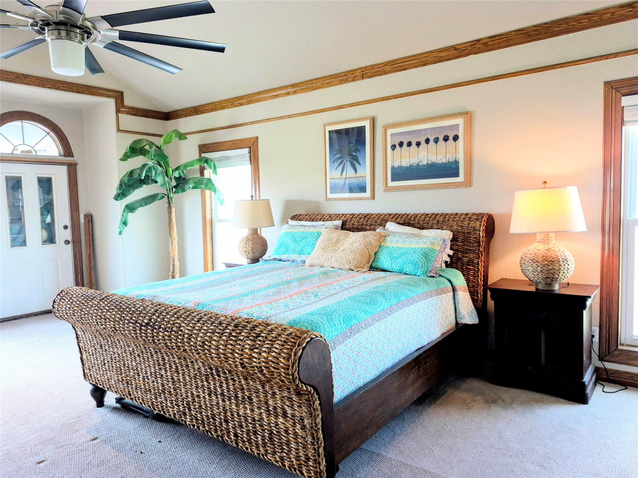 111 Kona Drive, Tiki Island, TX 77554