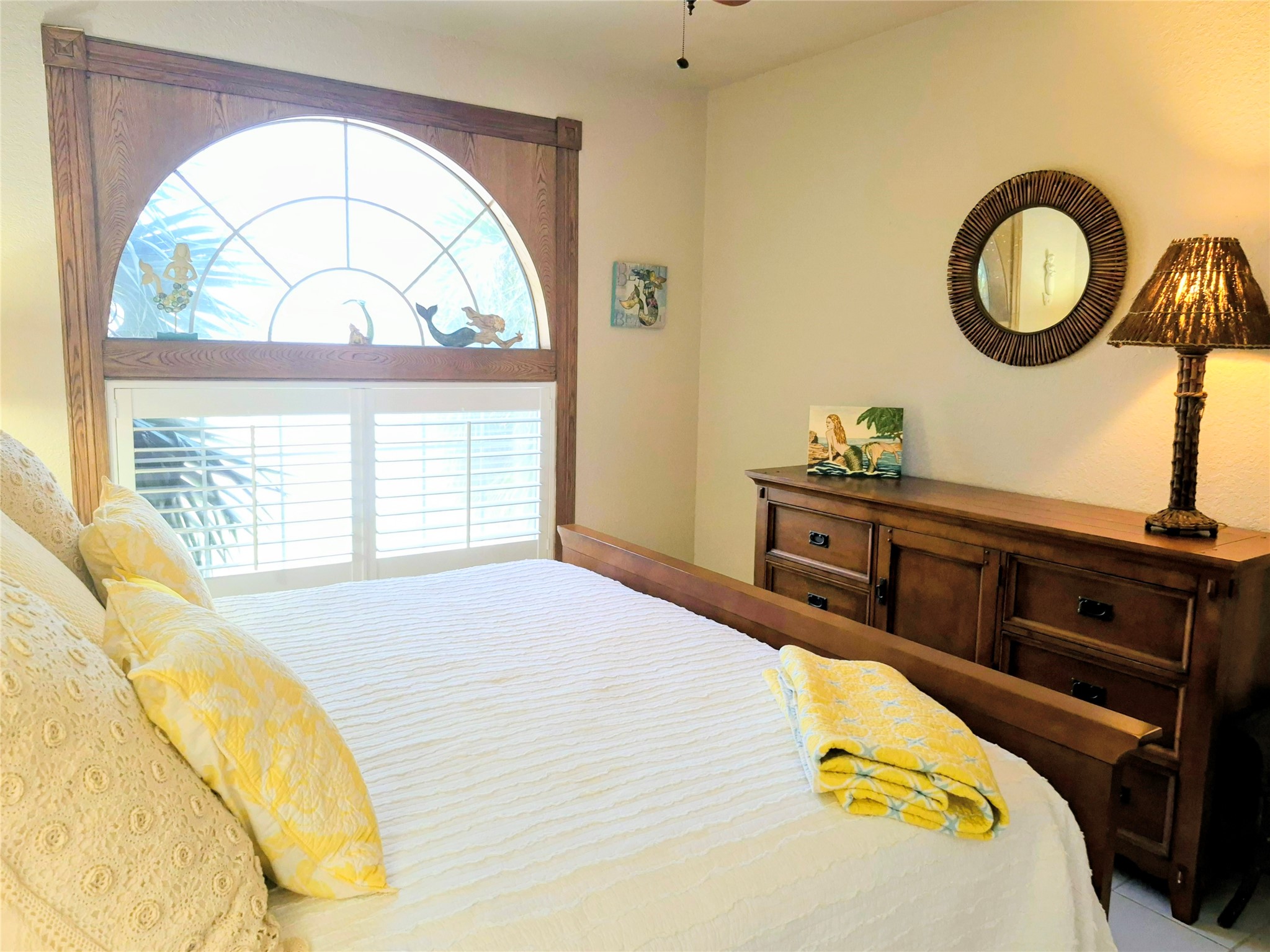 111 Kona Drive, Tiki Island, TX 77554