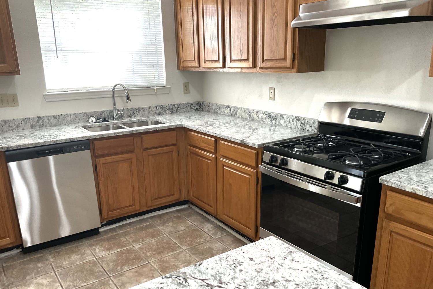 7327 Maple Walk Drive, Humble, TX 77346