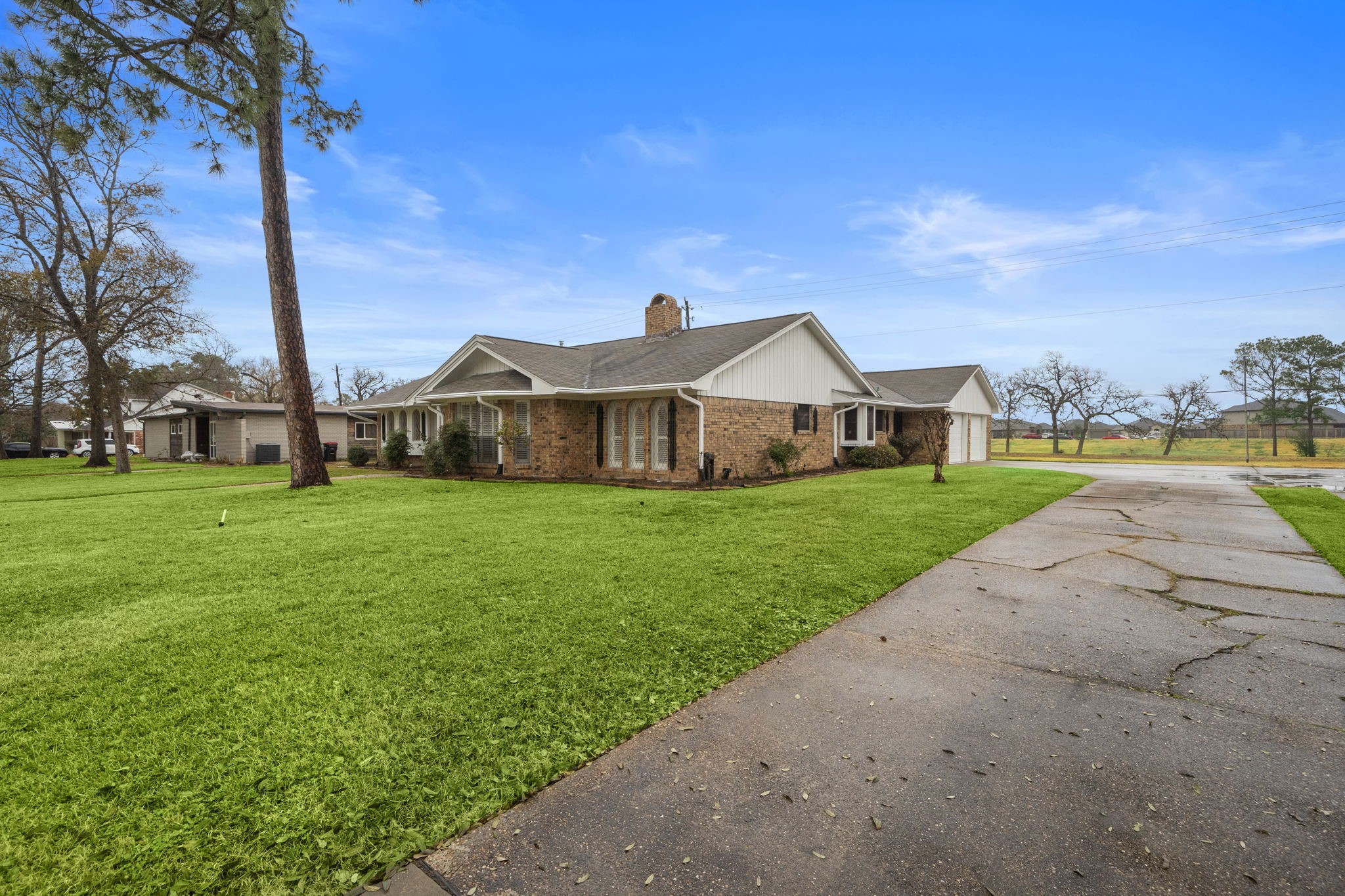 4912 Goose Creek Drive, Baytown, TX 77521