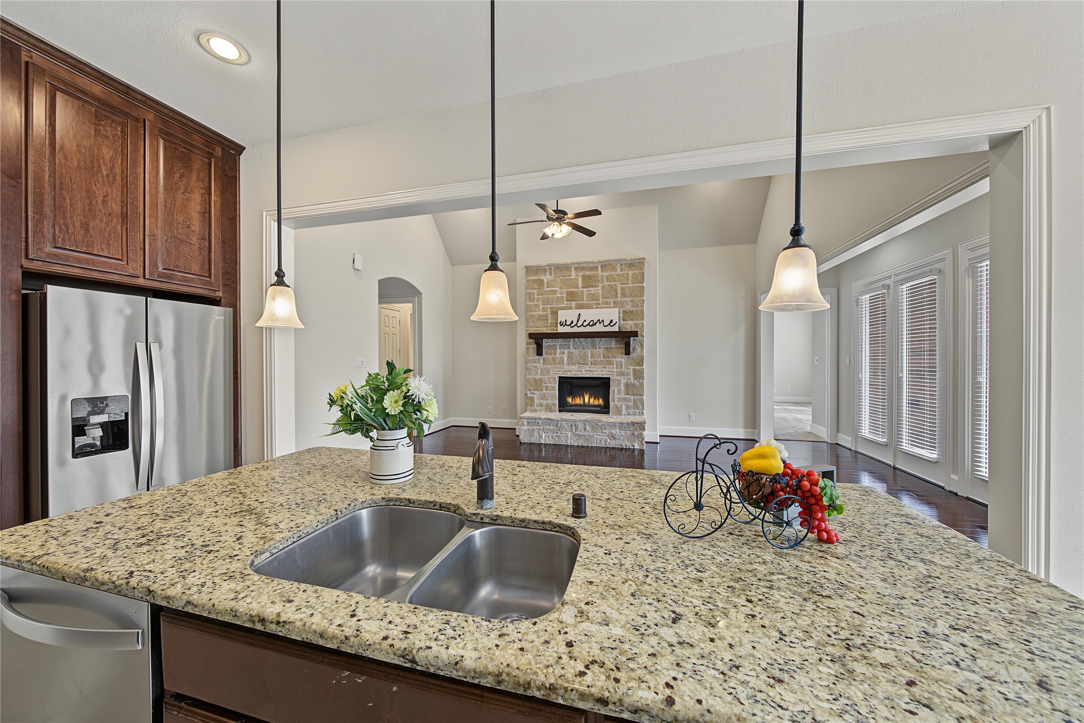 4226 Pebble Heights Lane, Sugar Land, TX 77479