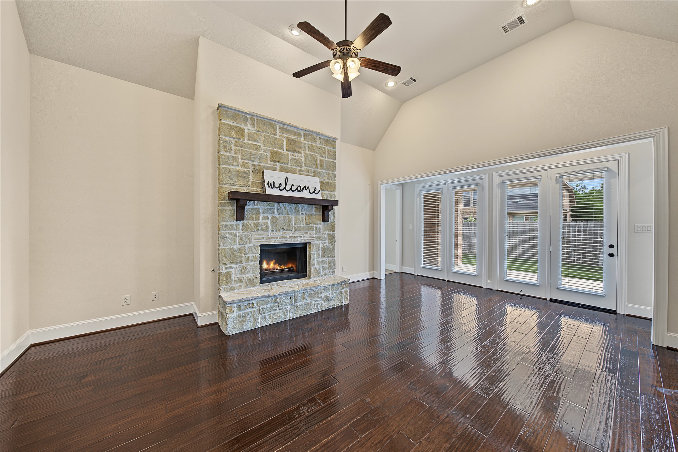 4226 Pebble Heights Lane, Sugar Land, TX 77479