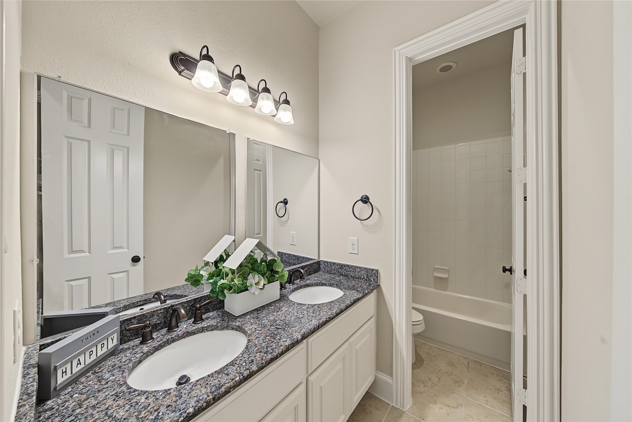 4226 Pebble Heights Lane, Sugar Land, TX 77479