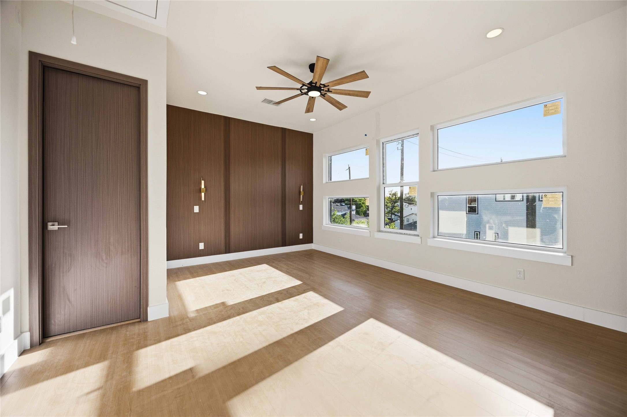9219 Noel Street, #C/D, Houston, TX 77033