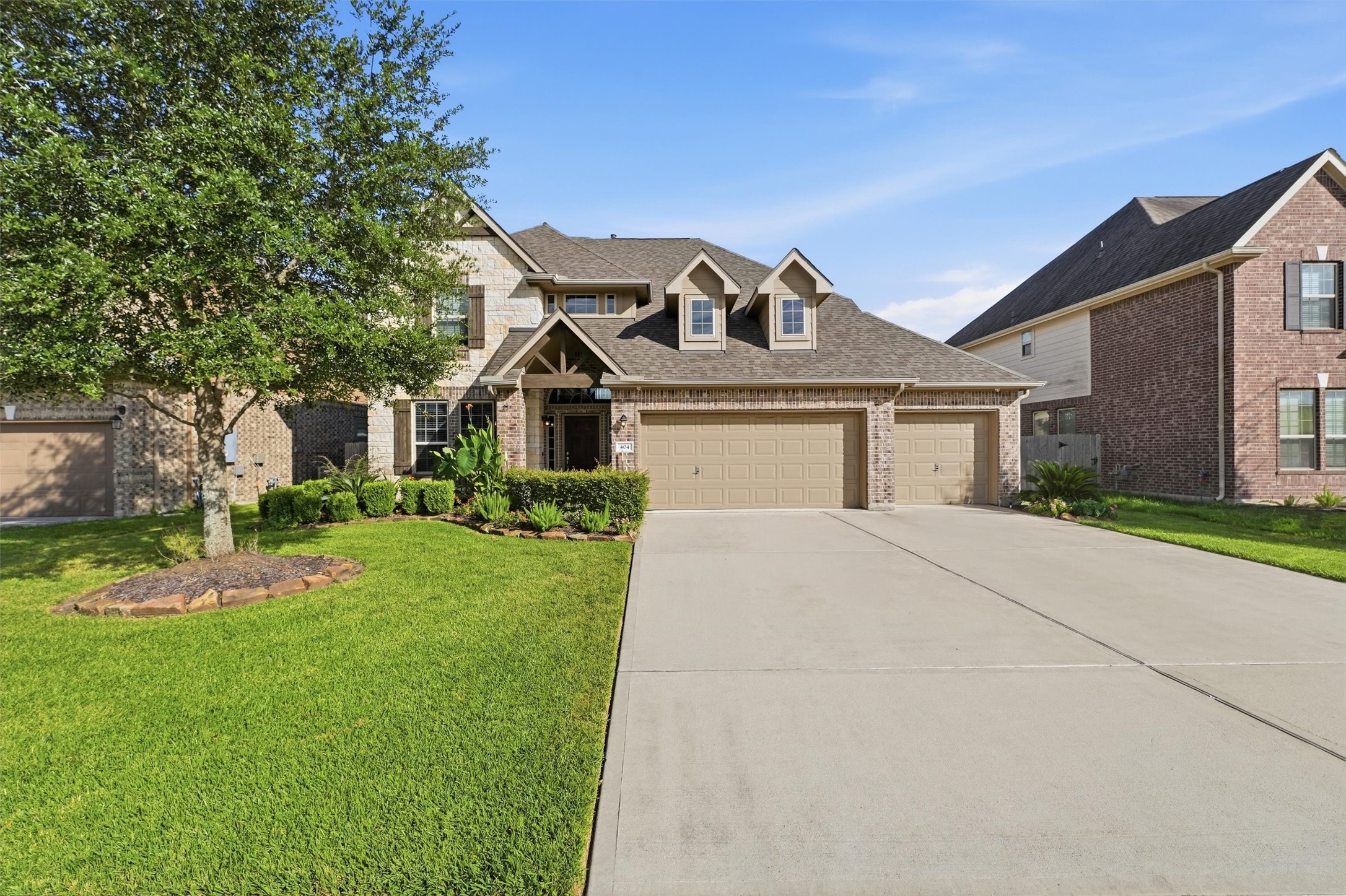 404 Westwood Drive, League City, TX 77573