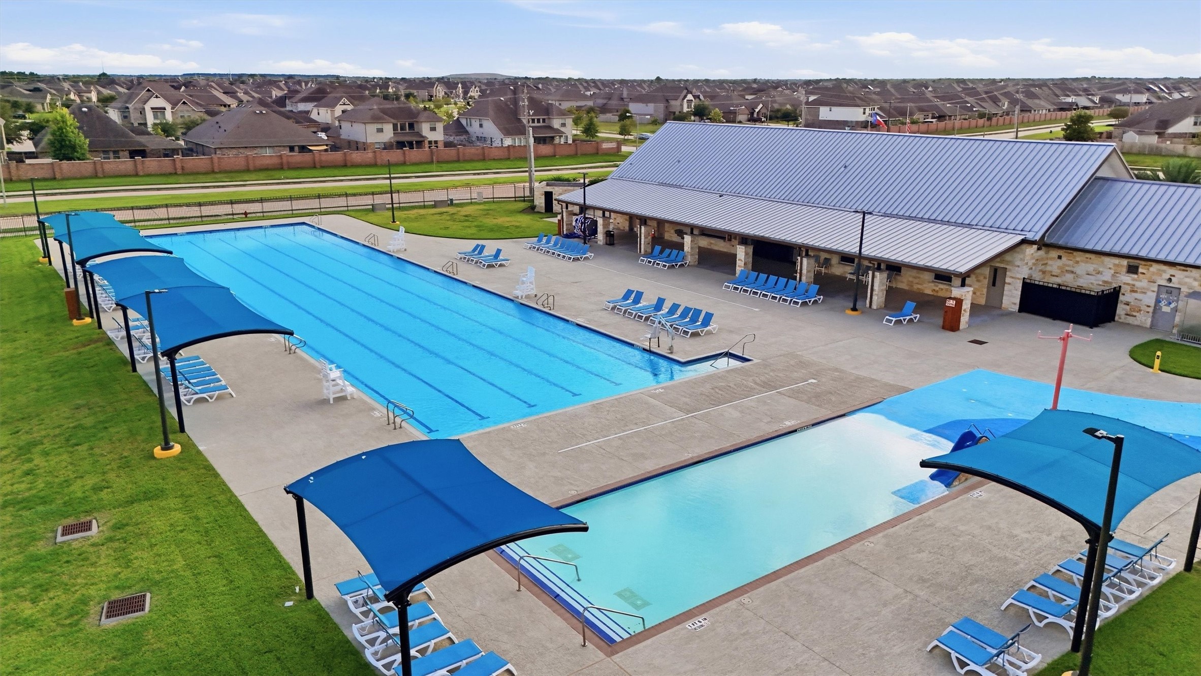 Neighborhood Amenities