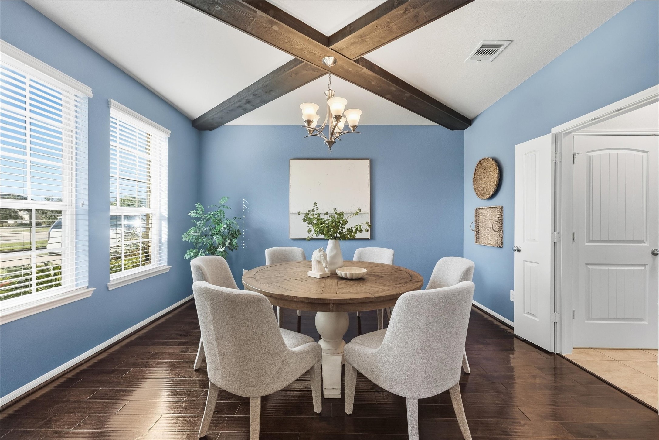 Formal Dining Room or Possible Home Office/Study