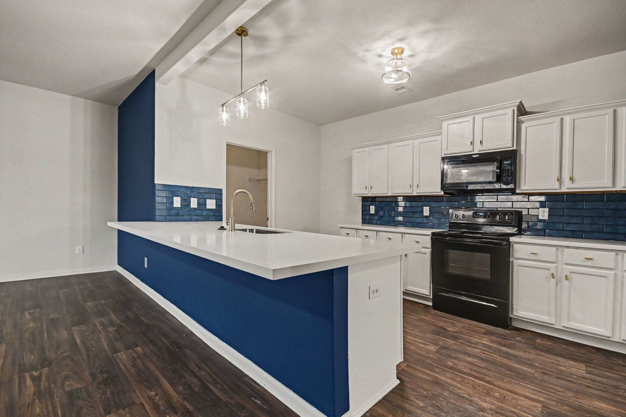 12027 Windage Drive, La Marque, TX 77568