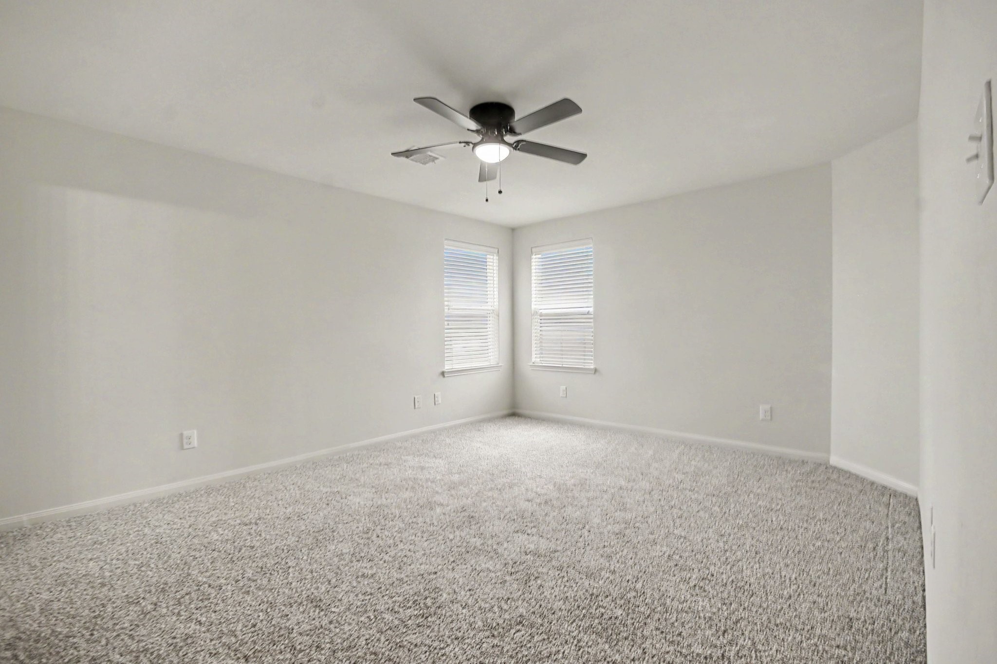 12027 Windage Drive, La Marque, TX 77568