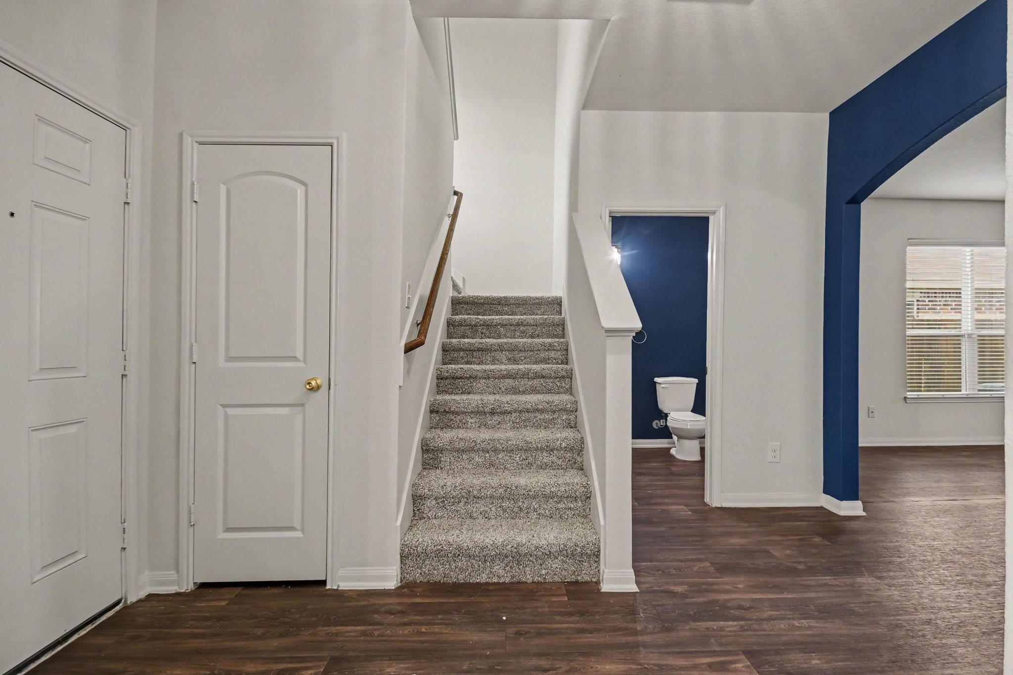 12027 Windage Drive, La Marque, TX 77568 12027 Windage Drive, La Marque, TX 77568
