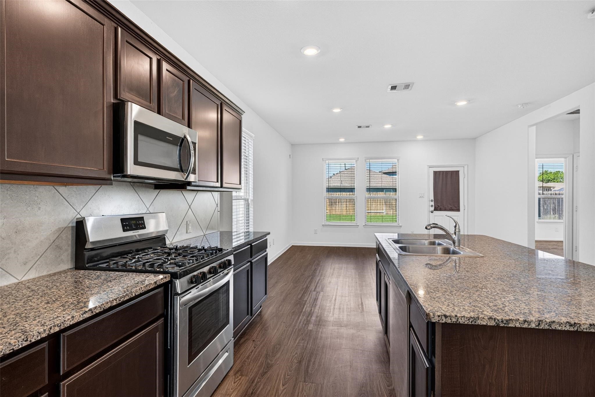 3731 Butterfly Breeze Lane, Richmond, TX 77406