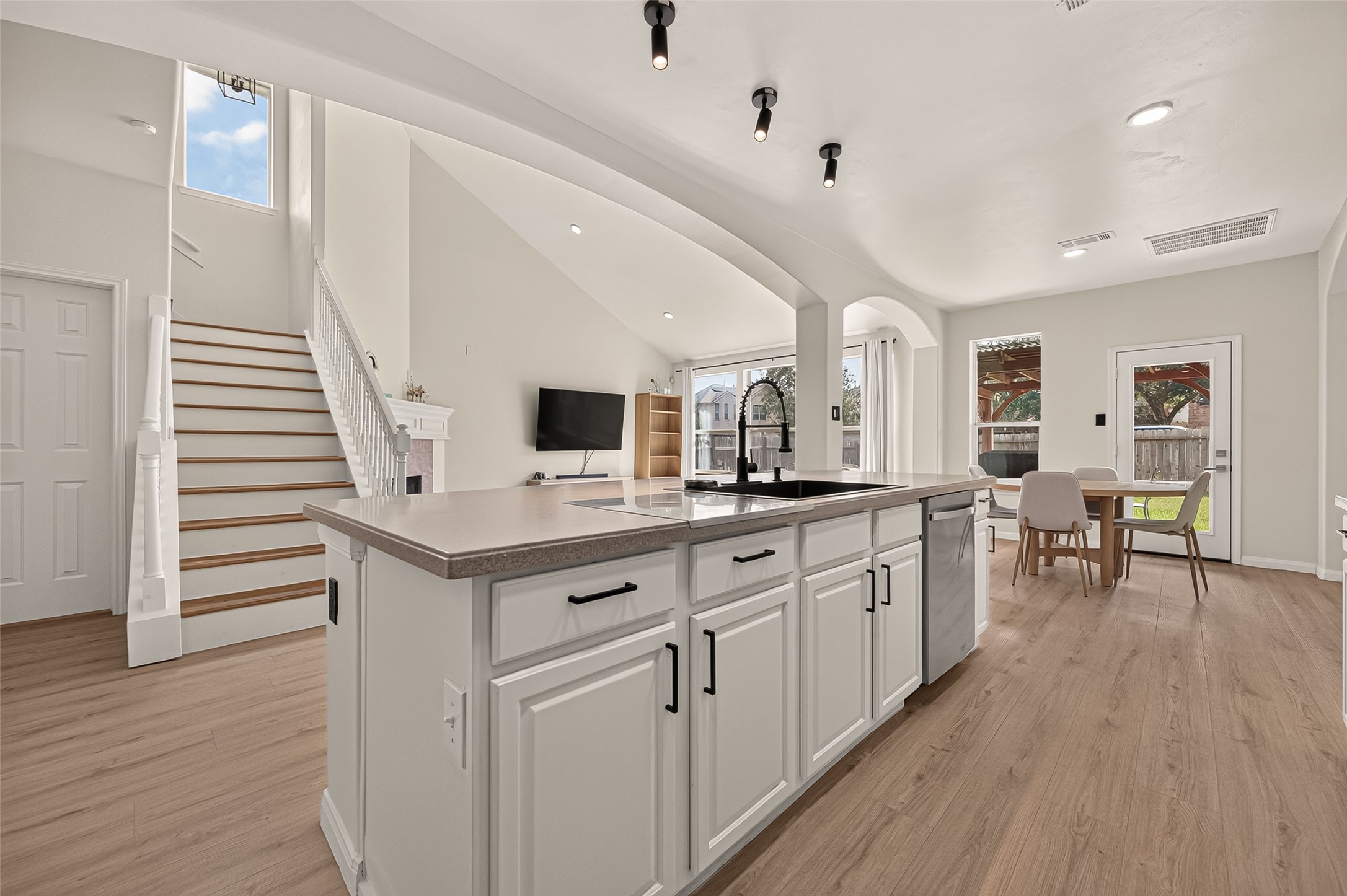 5434 Carta Valley Lane, Richmond, TX 77469